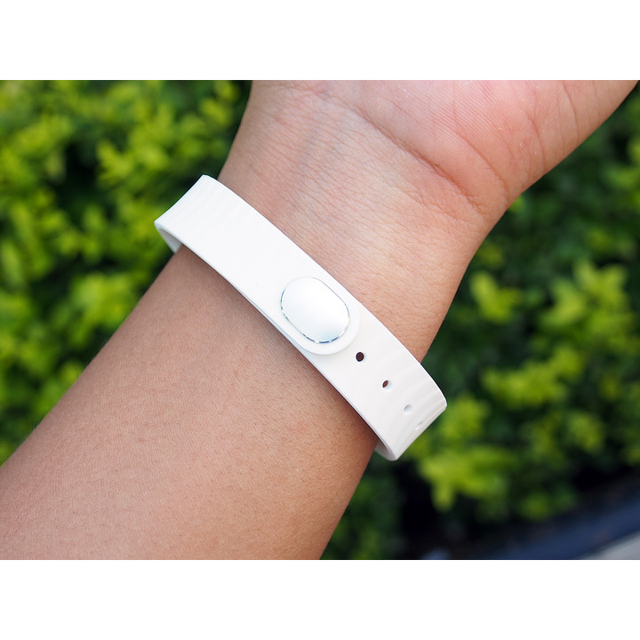 【oppo o-band手环 银白图片】oppo o-band手环 银白_it168触屏版